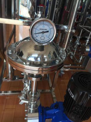 衛(wèi)生級(jí)不銹鋼設(shè)備