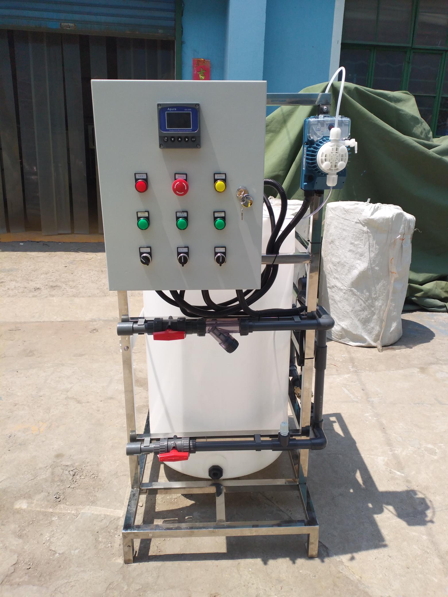 加藥裝置，污水處理裝置