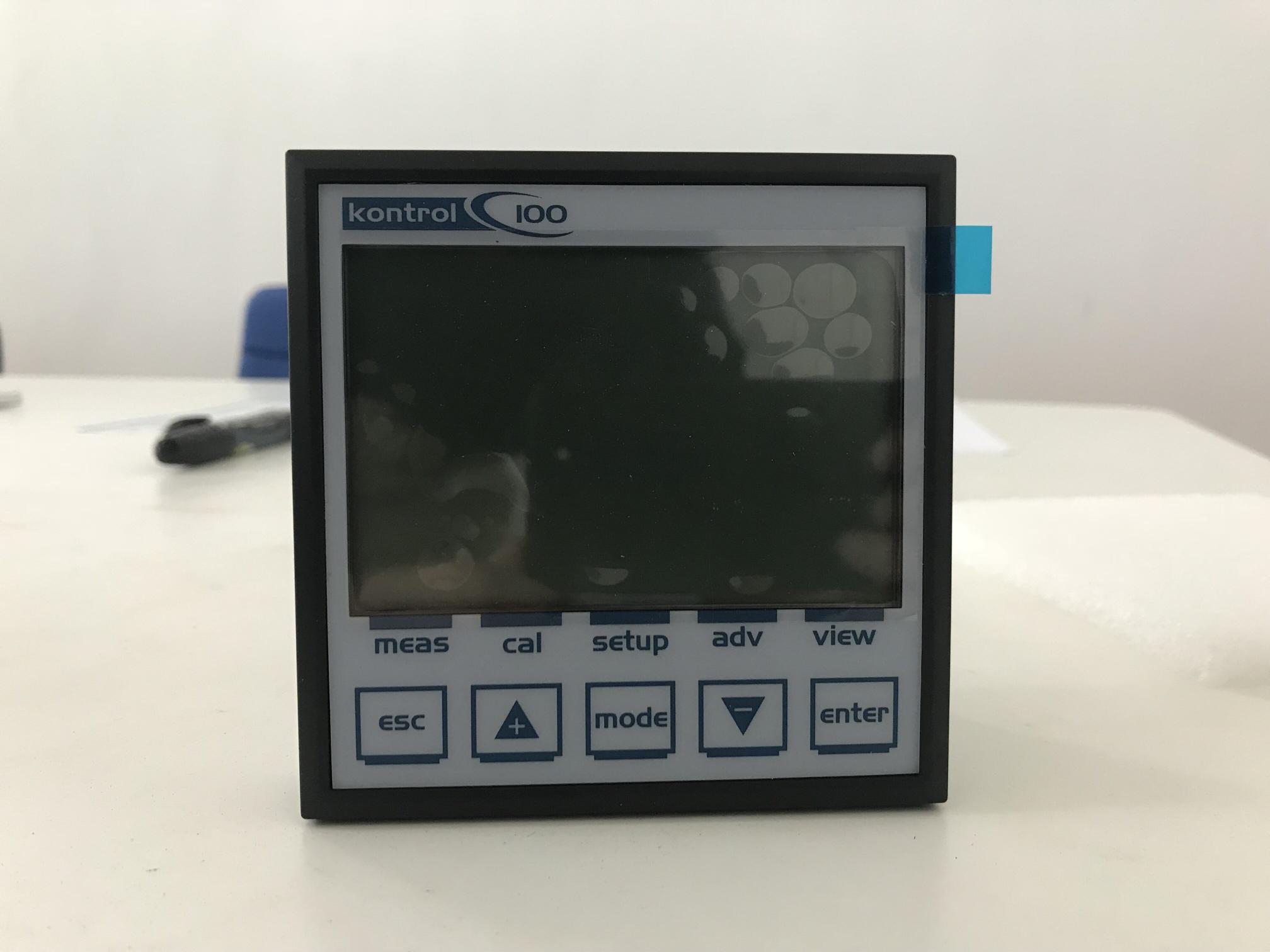 主板：圖像顯示128×64黑白，電源100-240Vac，50/60Hz，5W  外殼：尺寸144×144×42mm            材質(zhì)ABS  防護(hù)等級IP65            兩路繼電器輸出，自動控制計量泵            兩路4-20mA電流輸出，數(shù)據(jù)可連接無線遠(yuǎn)程            MODBUS RTU通訊協(xié)議 RS485 數(shù)據(jù)可上傳、無線遠(yuǎn)程傳輸